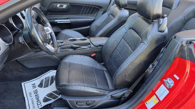 Certified 2023 Ford Mustang Convertible RWD image 12
