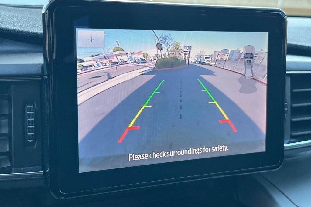 Certified 2022 Ford Explorer XLT w/ Equipment Group 202A image 20