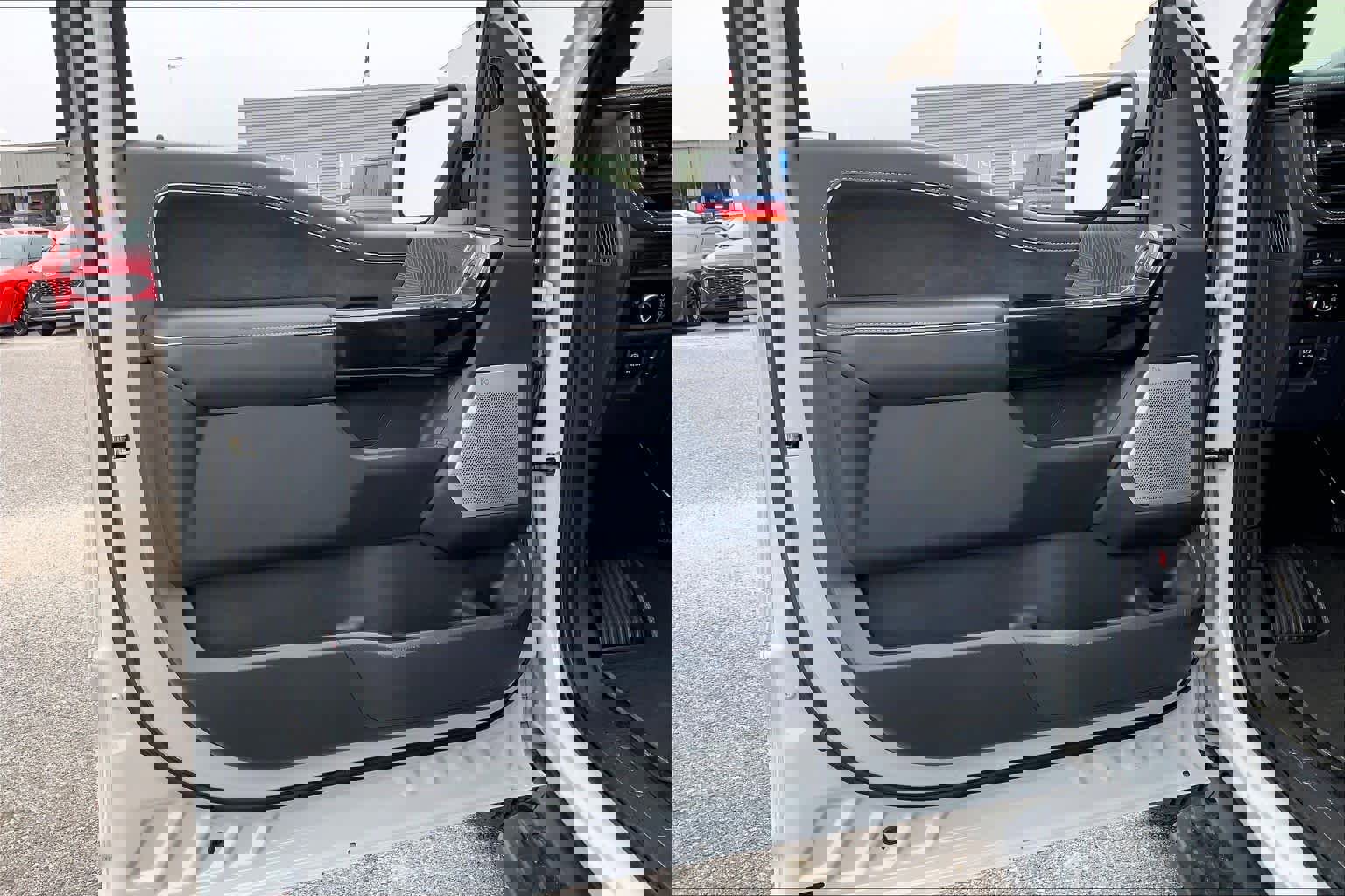 Certified 2023 Ford F150 Lightning Platinum image 22