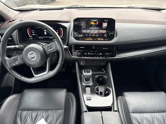 Used 2021 Nissan Rogue Platinum image 17