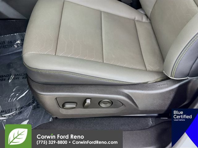 Used 2025 Chevrolet Colorado ZR2 w/ Technology Package image 23