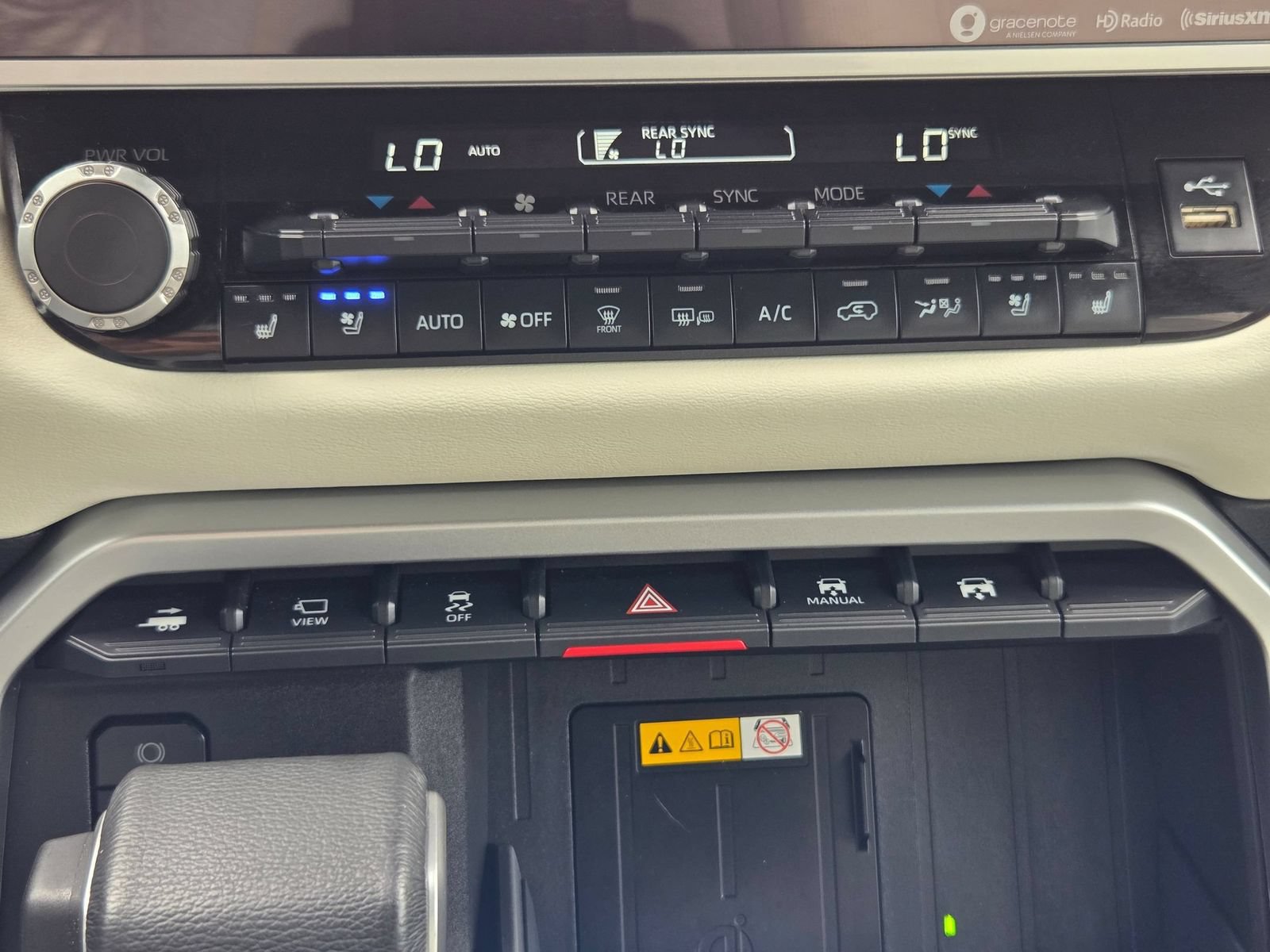Used 2024 Toyota Sequoia Capstone AWD/4WD image 22