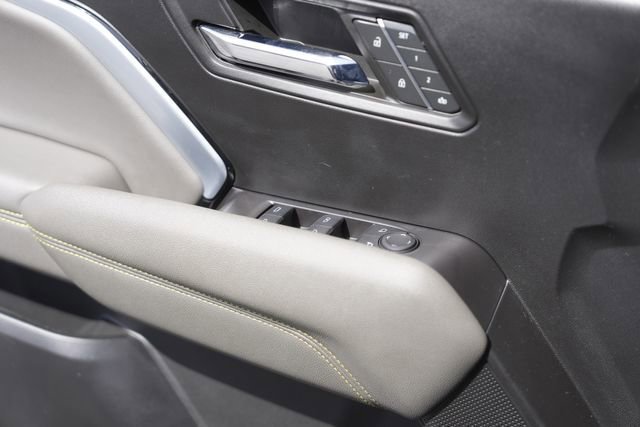 Used 2024 Chevrolet Colorado ZR2 w/ ZR2 Bison Edition image 28