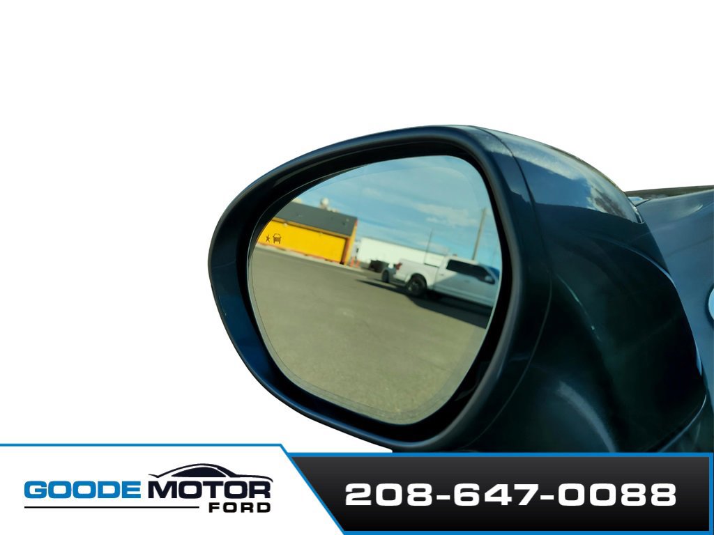 Used 2020 Buick Envision Premium w/ LPO, Road Trip Package image 11