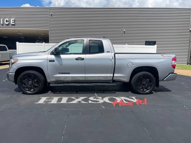 Used 2020 Toyota Tundra SR5 w/ SR5 Upgrade Package RWD image 2