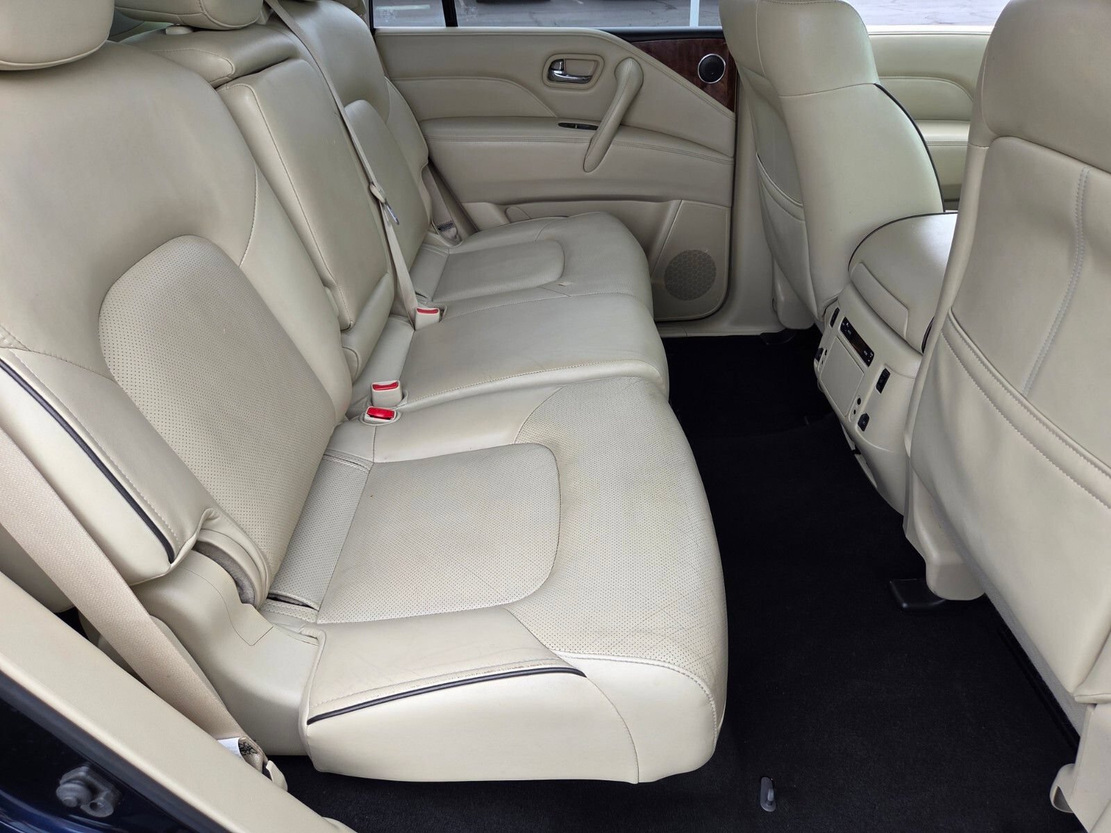 Used 2018 INFINITI QX80 4WD w/ Driver Assistance Package image 16