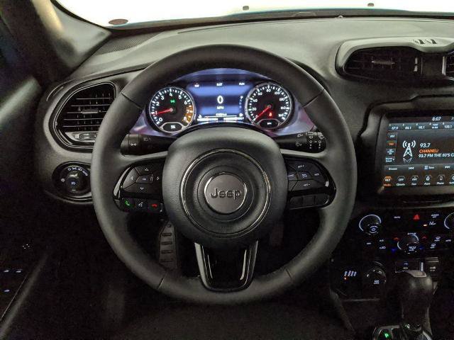 Used 2022 Jeep Renegade Altitude w/ Sun/Sound Group AWD/4WD image 14