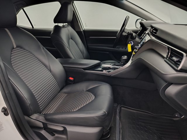 Used 2019 Toyota Camry SE FWD image 25