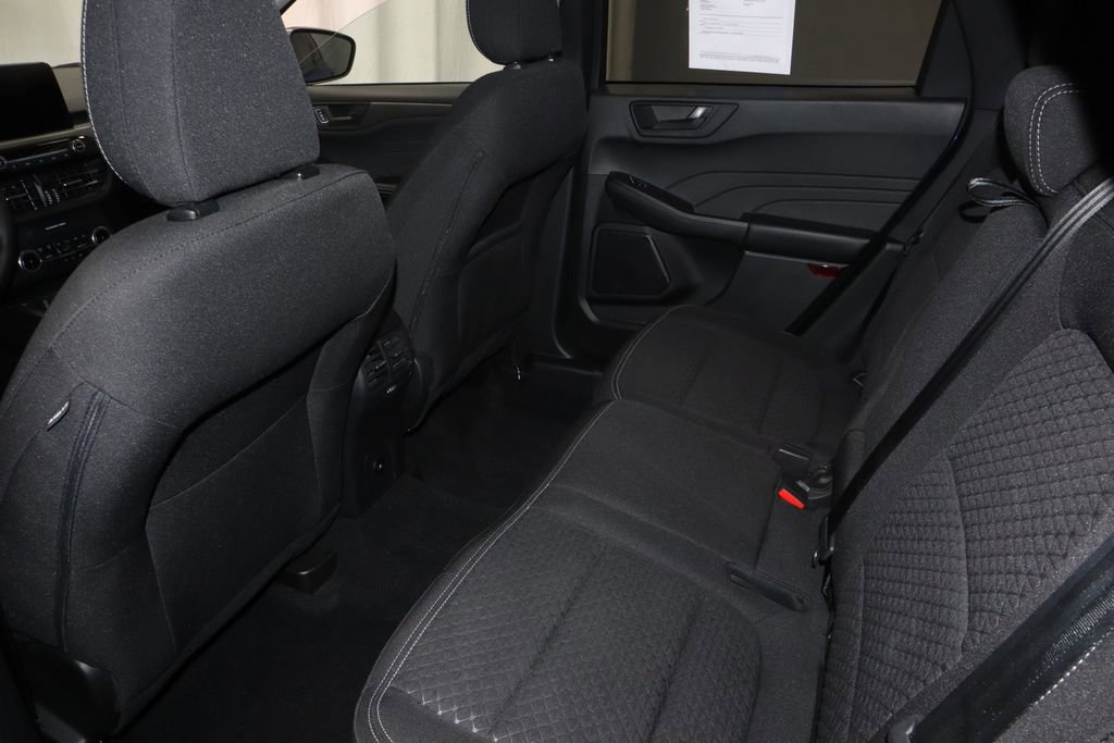 Certified 2023 Ford Escape Active AWD/4WD image 21