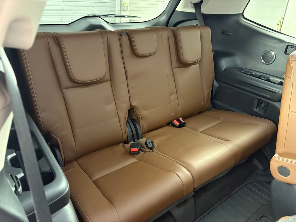 Used 2022 Subaru Ascent Touring AWD/4WD image 34