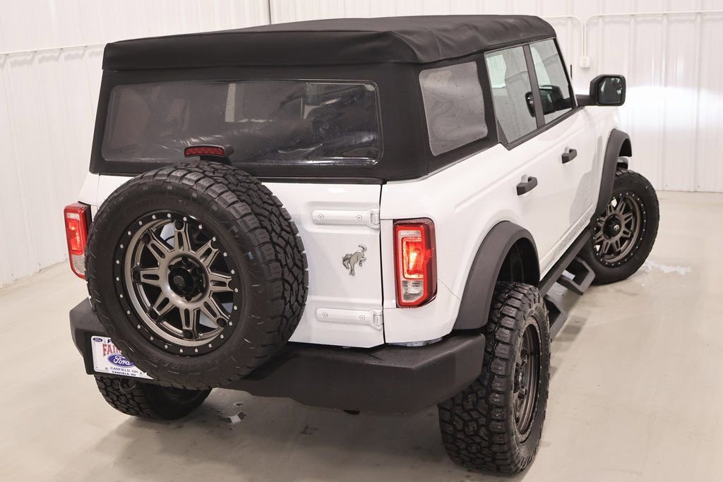 Certified 2022 Ford Bronco Base image 11