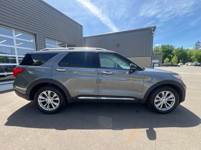 Certified 2023 Ford Explorer Limited w/ Equipment Group 301A AWD/4WD image 4