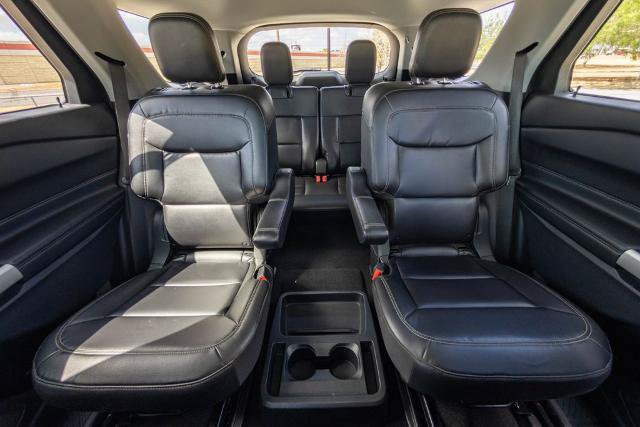 Certified 2020 Ford Explorer XLT w/ Equipment Group 202A RWD image 18