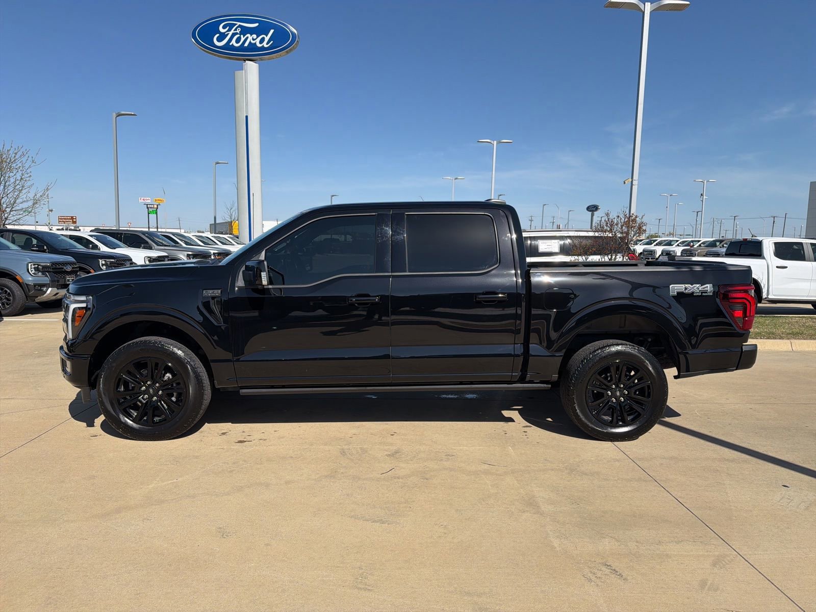 Certified 2025 Ford F150 Platinum w/ FX4 Off-Road Package image 3