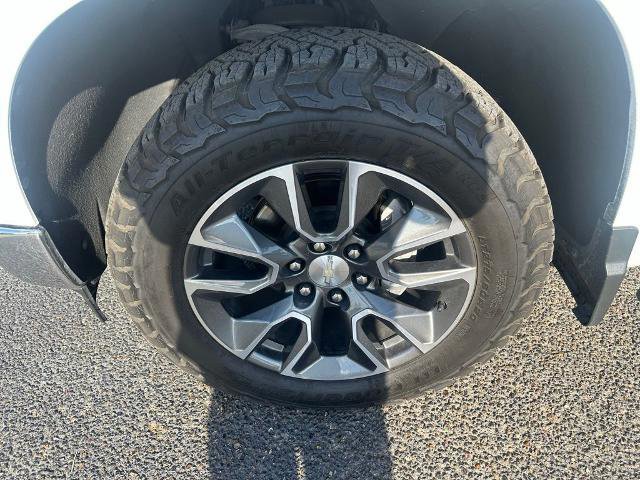 Used 2022 Chevrolet Silverado 1500 LT w/ Z71 Off-Road Package image 12