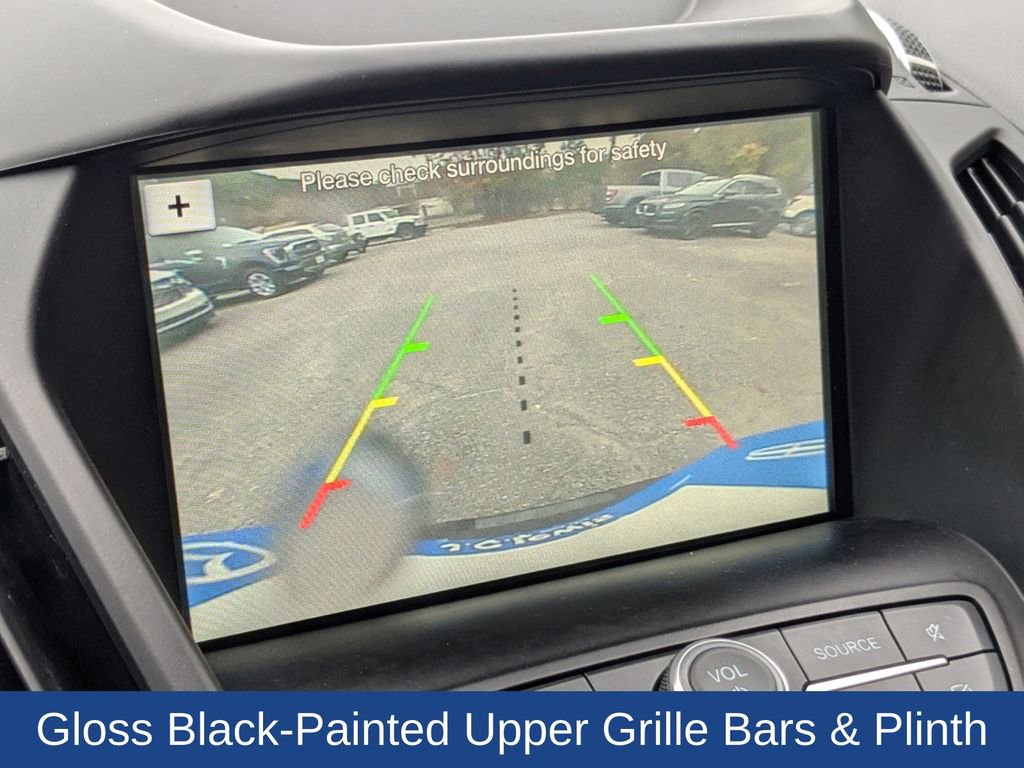 Certified 2019 Ford Escape SE image 22