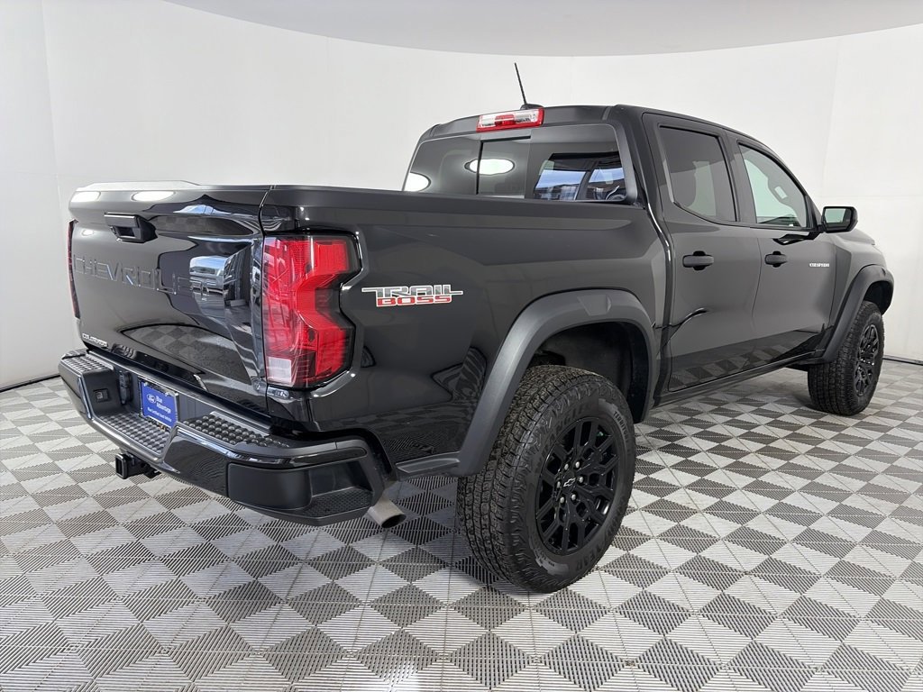 Used 2024 Chevrolet Colorado Trail Boss image 5