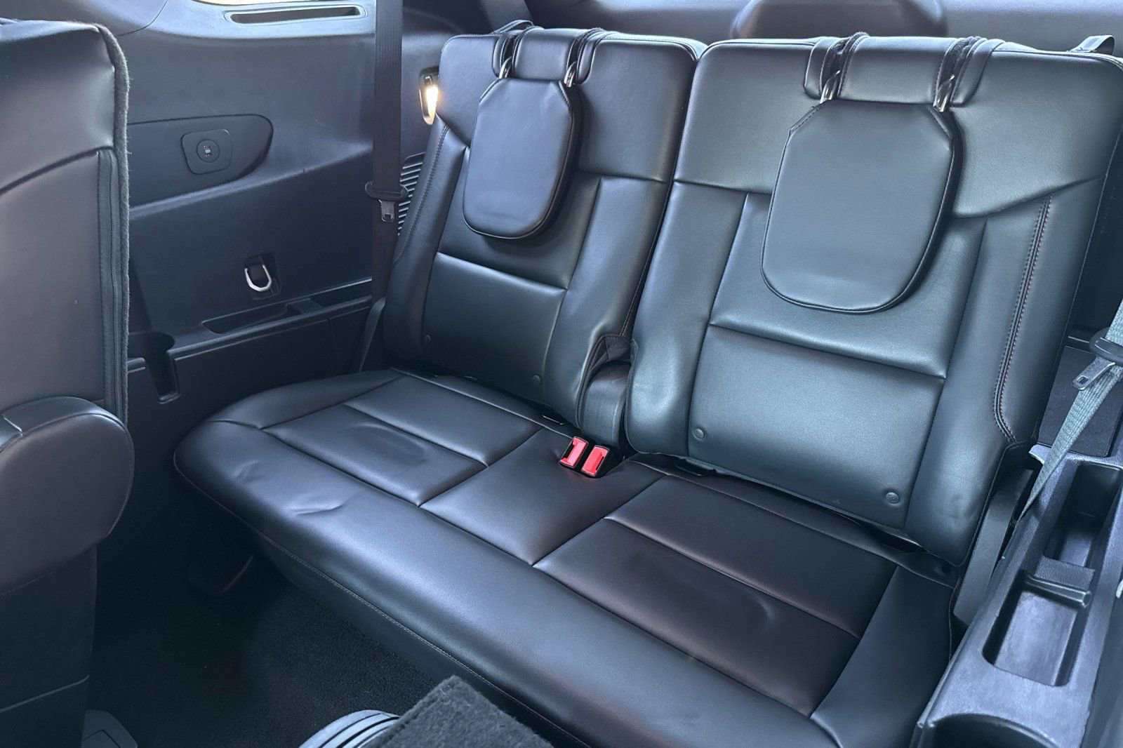 Certified 2025 Ford Explorer ST-Line AWD/4WD image 14