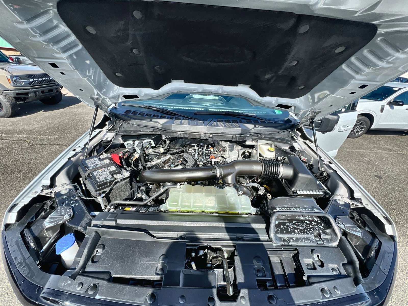 Certified 2025 Ford F150 XLT w/ Equipment Group 302A MID image 27