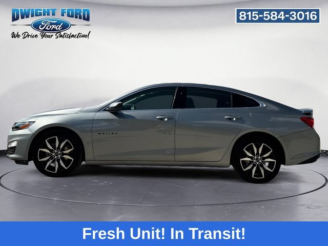 Used 2025 Chevrolet Malibu RS FWD image 2