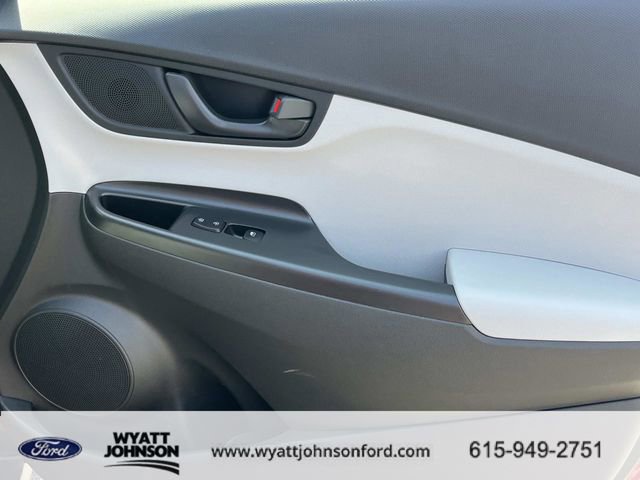 Used 2023 Hyundai Kona SEL AWD/4WD image 23