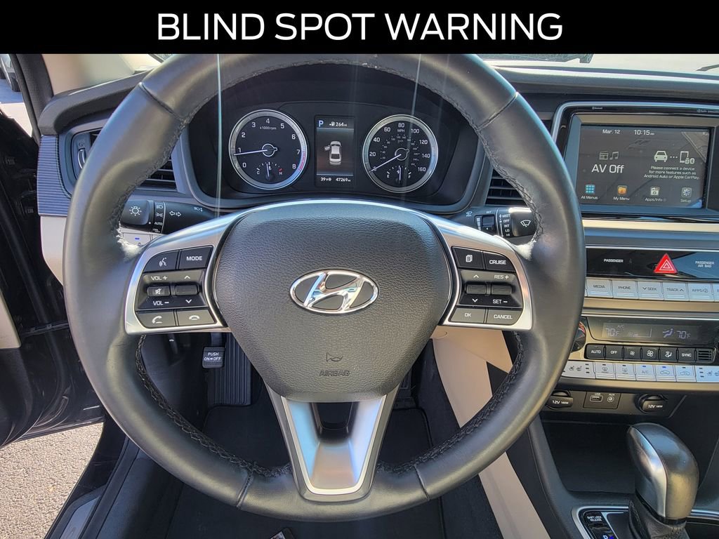 Used 2018 Hyundai Sonata Limited image 18