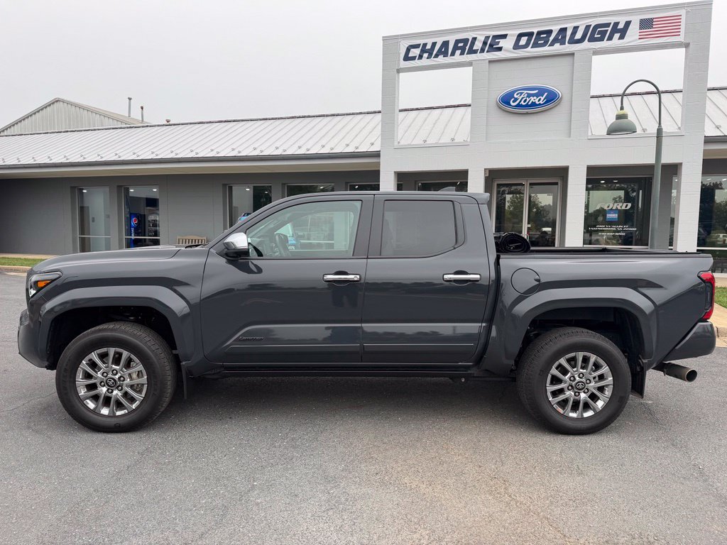 Used 2024 Toyota Tacoma Limited w/ Limited Package (LT) AWD/4WD image 2