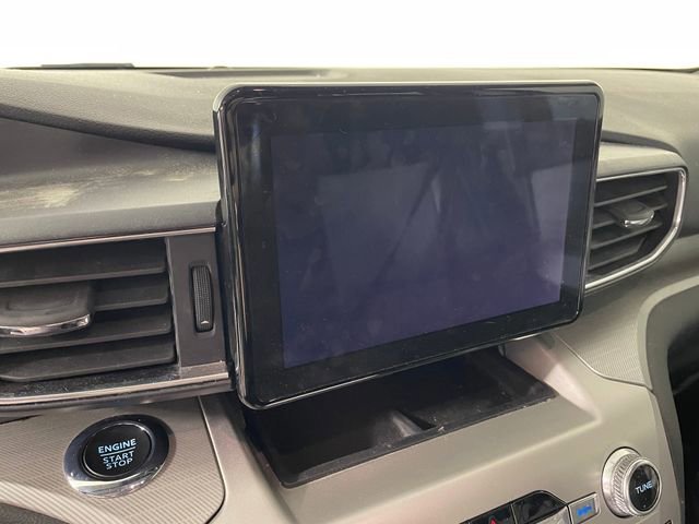 Certified 2022 Ford Explorer XLT w/ Equipment Group 202A image 12