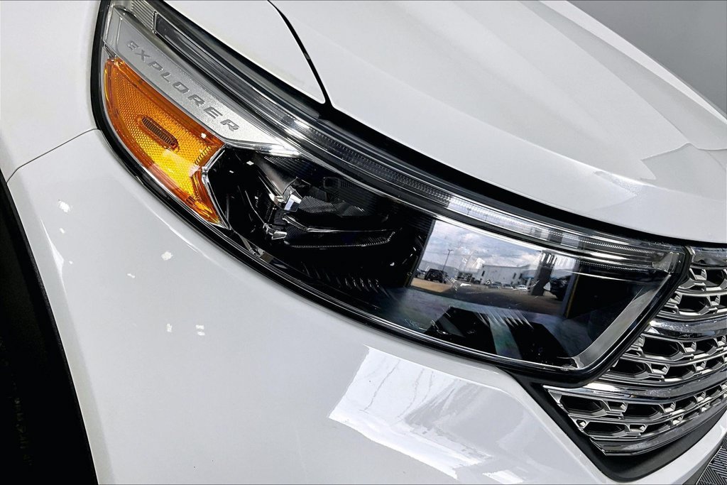 Certified 2020 Ford Explorer Limited AWD/4WD image 27