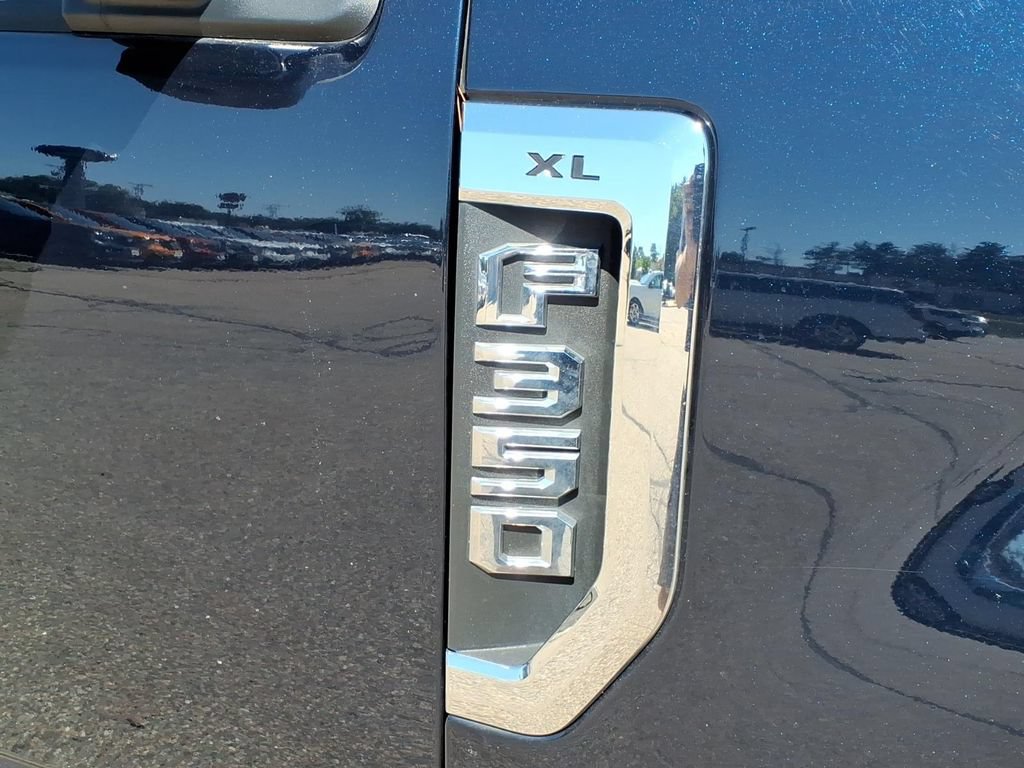 Certified 2022 Ford F350 XL w/ Power Equipment Group AWD/4WD image 10