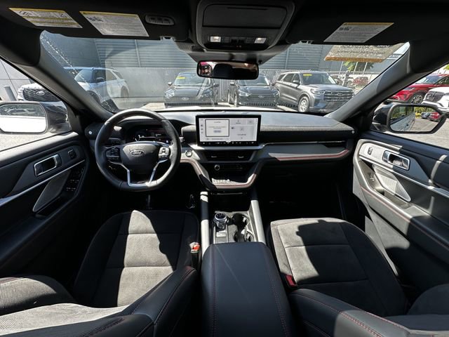 Certified 2025 Ford Explorer ST AWD/4WD image 3
