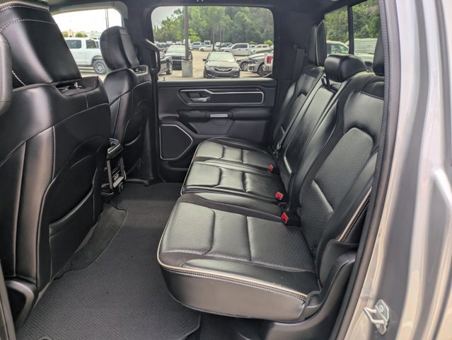 Used 2023 RAM 1500 Laramie AWD/4WD image 17