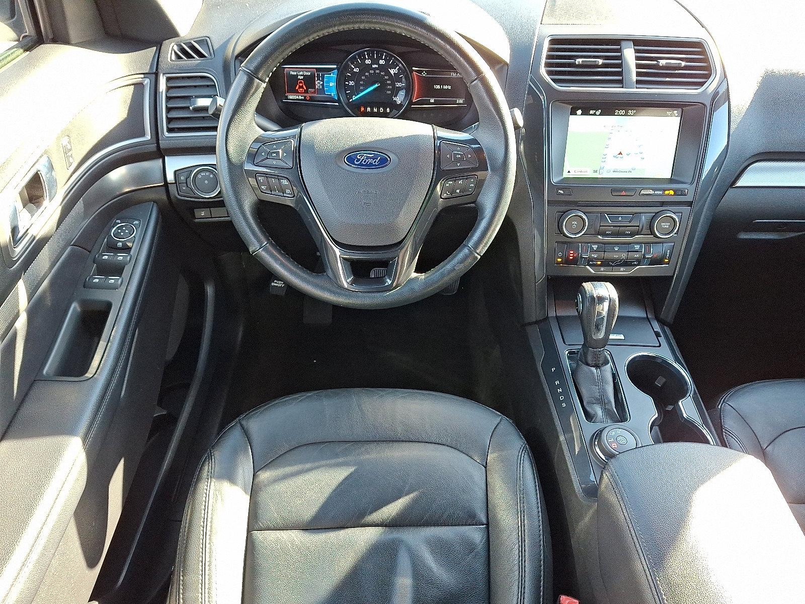 Certified 2018 Ford Explorer XLT w/ Equipment Group 202A image 14