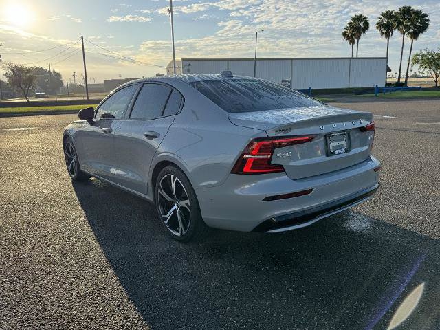 Used 2024 Volvo S60 B5 Plus w/ Climate Package AWD/4WD image 3
