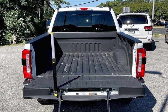 Certified 2026 Ford F250 Lariat w/ Lariat Ultimate Package AWD/4WD image 35