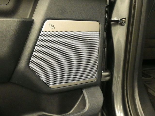 Certified 2022 Ford F150 XLT w/ Equipment Group 302A High image 13