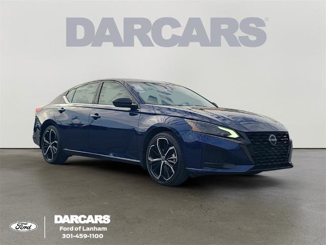 Used 2023 Nissan Altima 2.5 SR w/ SR Premium Package image 1