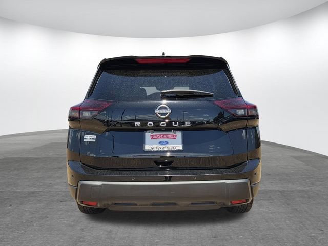 Used 2025 Nissan Rogue SV FWD image 5