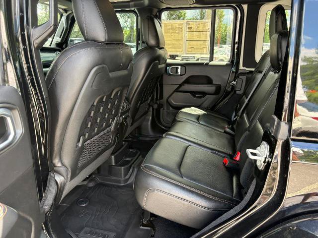 Used 2022 Jeep Wrangler Unlimited Rubicon w/ Trailer Tow Package AWD/4WD image 17