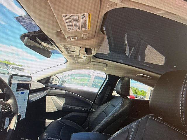 Certified 2025 Ford Mustang Mach-E Premium AWD/4WD image 9
