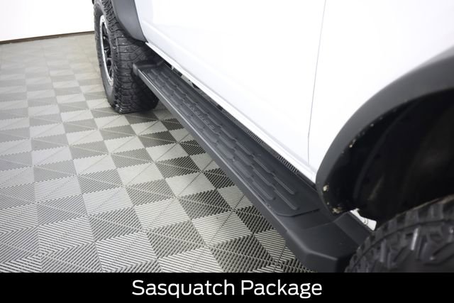 Certified 2022 Ford Bronco Outer Banks w/ Sasquatch Package AWD/4WD image 17