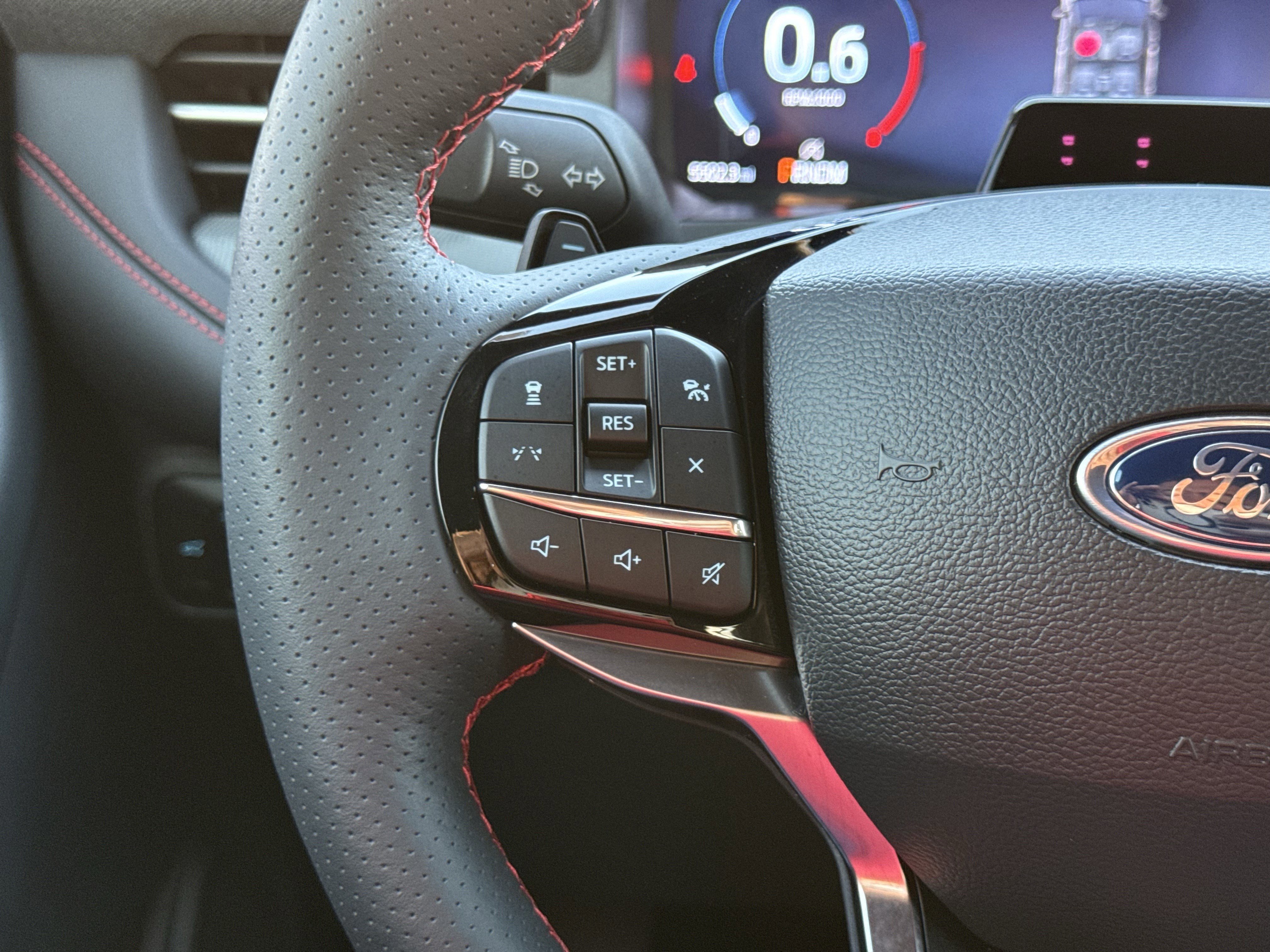 Certified 2025 Ford Explorer ST w/ Sun And Sound Package image 25