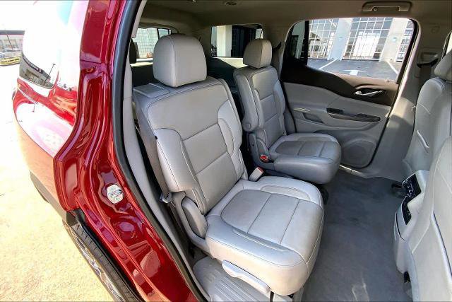 Used 2020 GMC Acadia SLT w/ LPO, Floor Liner Package FWD image 19