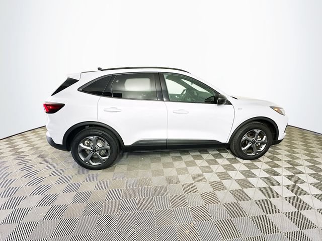 Certified 2025 Ford Escape ST-Line w/ Equipment Group 301A FWD image 14