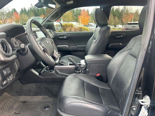 Used 2022 Toyota Tacoma TRD Off-Road image 5