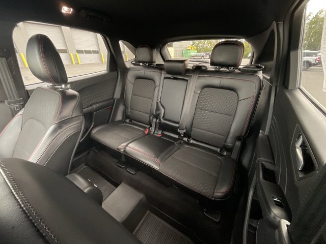 Certified 2024 Ford Escape ST-Line w/ Tech Pack #1 AWD/4WD image 23