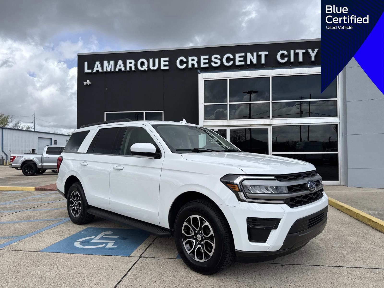 Certified 2024 Ford Expedition XLT image 7