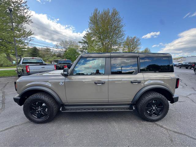 Certified 2025 Ford Bronco Outer Banks AWD/4WD image 2