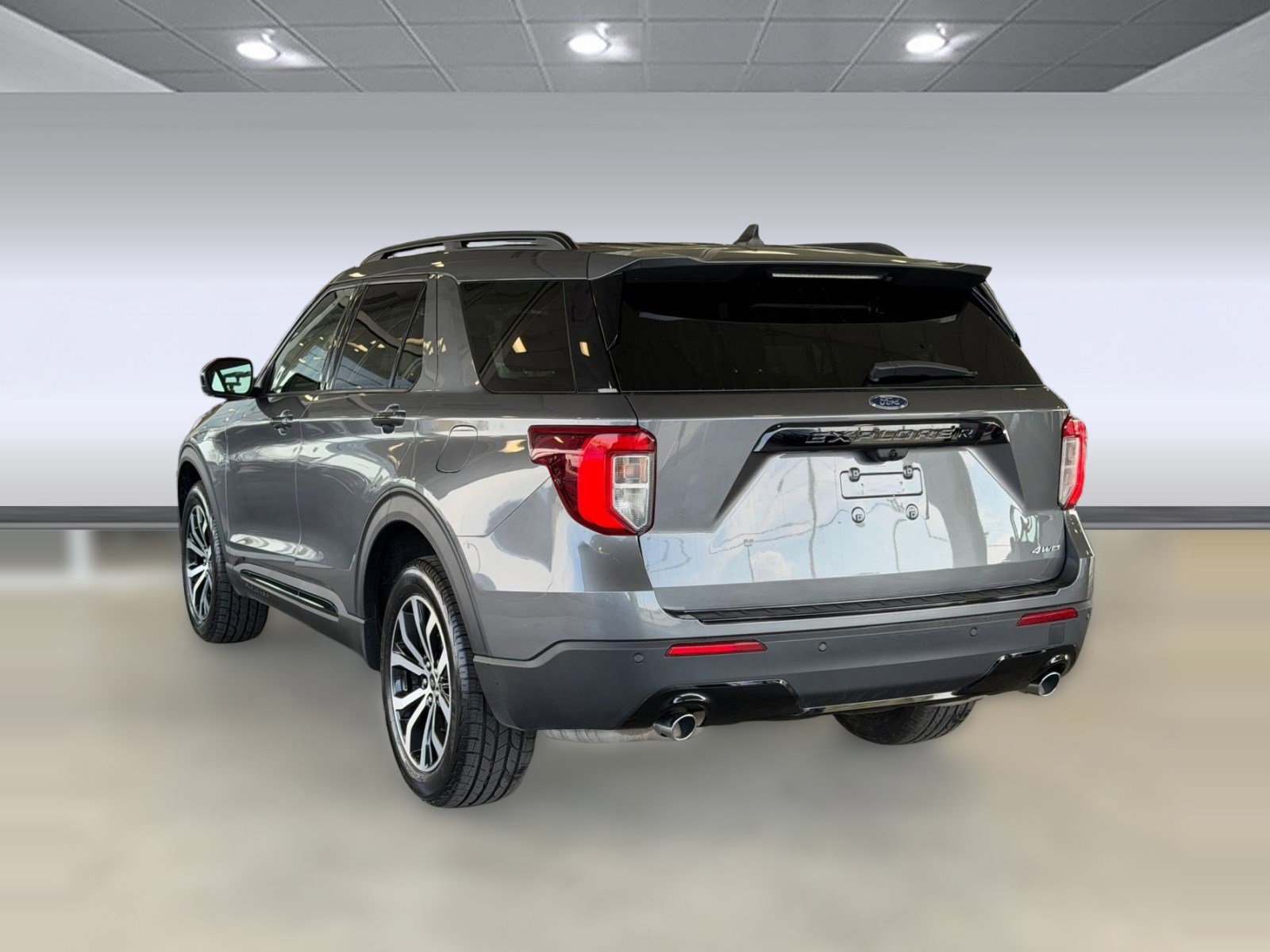 Certified 2023 Ford Explorer ST-Line image 3