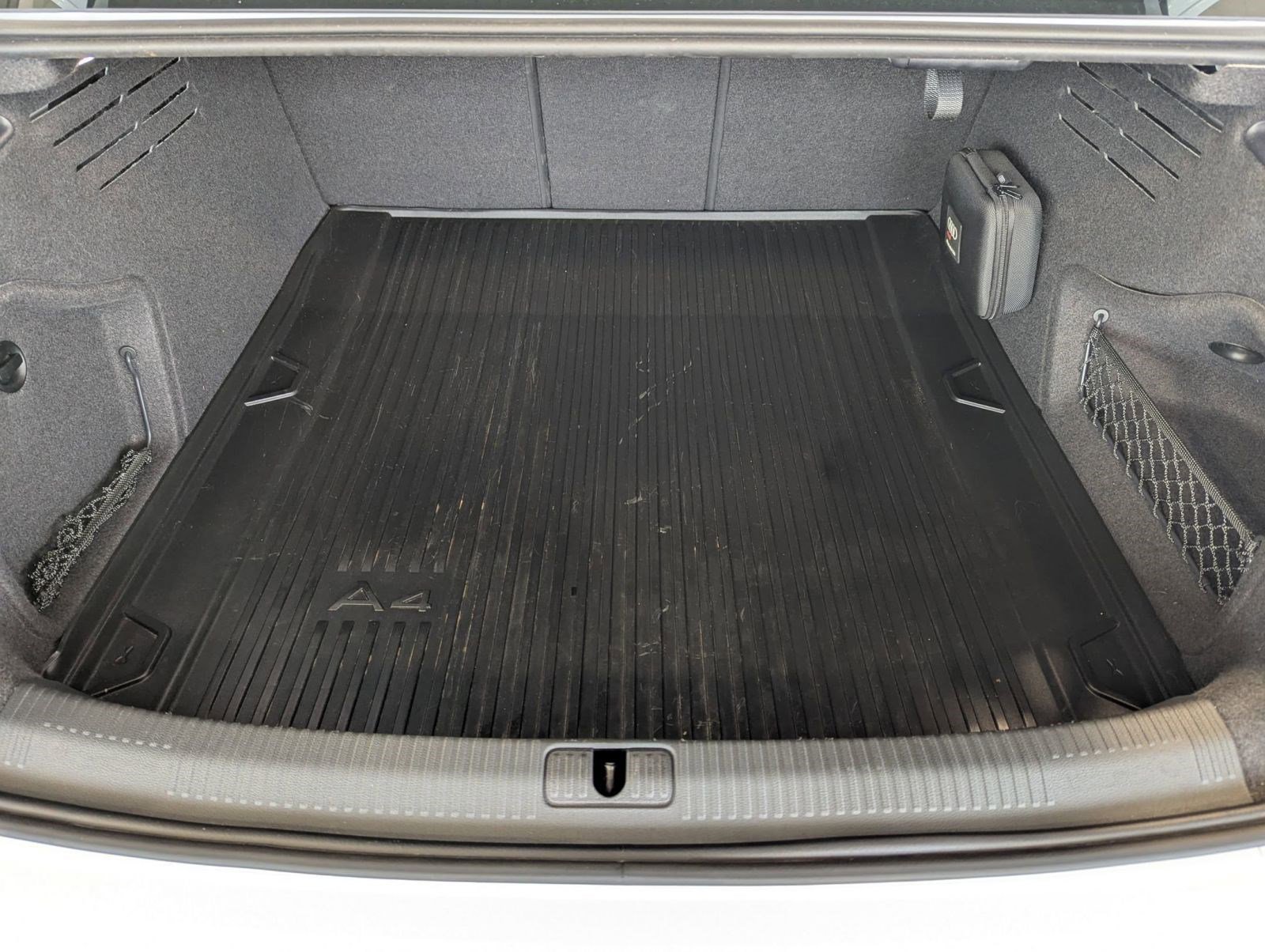 Used 2022 Audi S4 Premium Plus w/ Premium Plus Package image 22